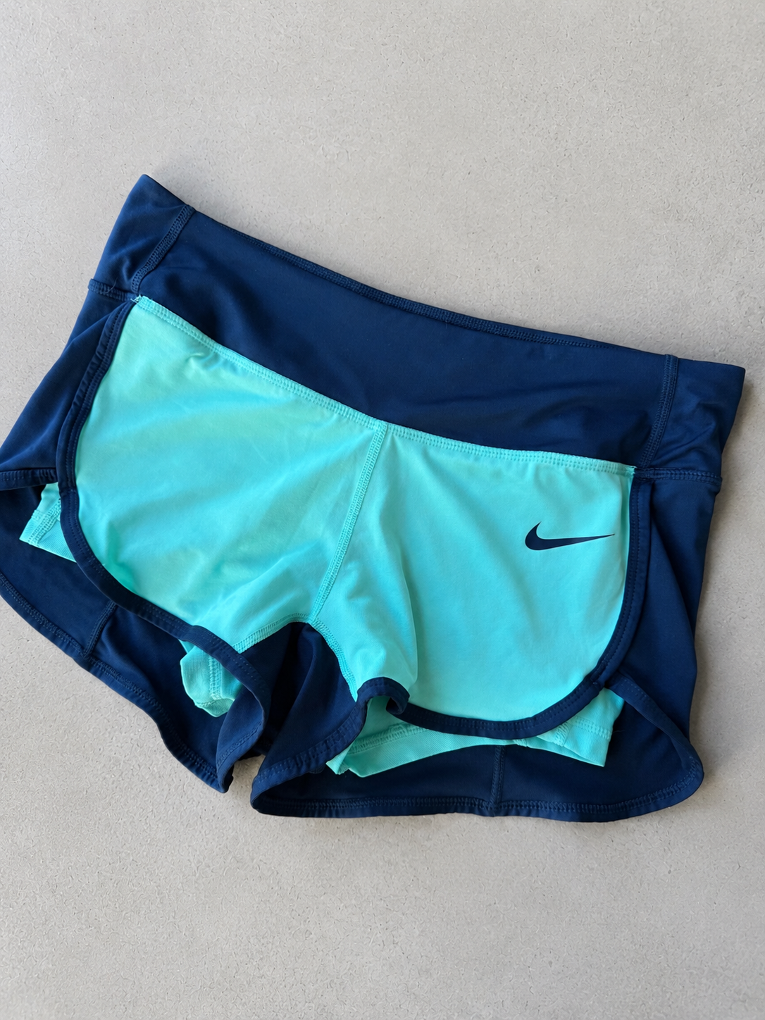 Y2K NIKE DOUBLE LAYERED SHORT - S
