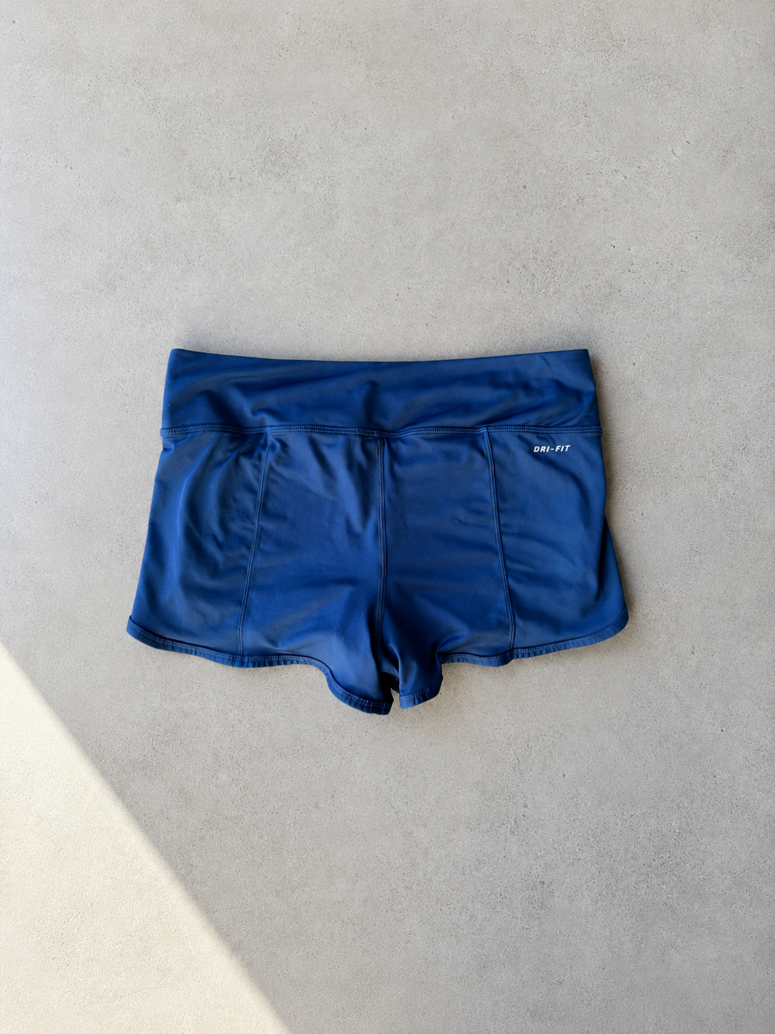 Y2K NIKE DOUBLE LAYERED SHORT - S