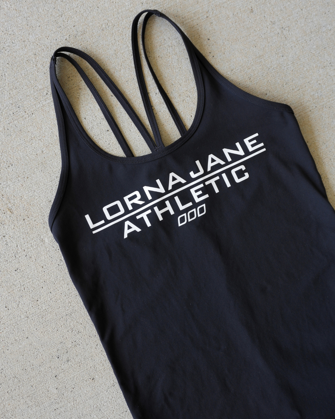 00s LORNA JANE TANK - 8-10
