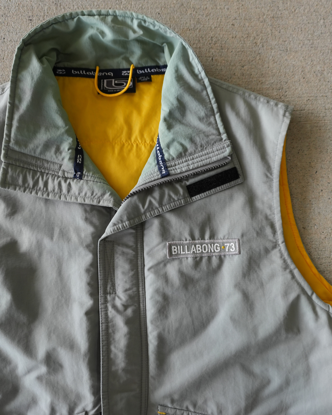 00s BILLABONG VEST - L