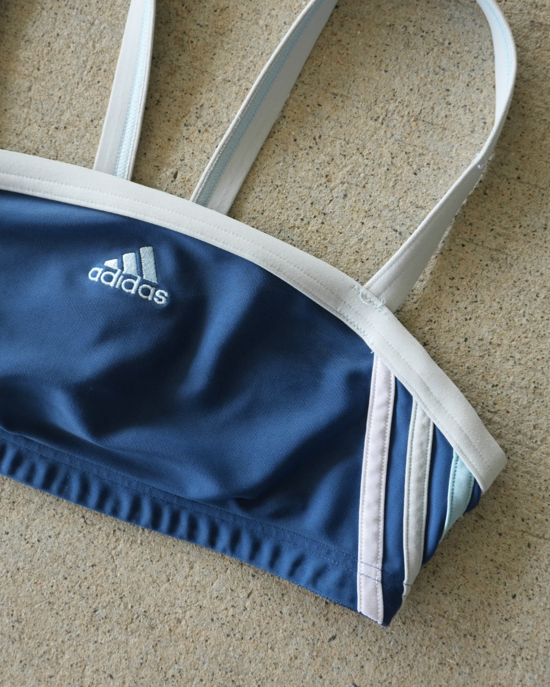 TRUE VINTAGE ADIDAS SPORTS BRA - 6