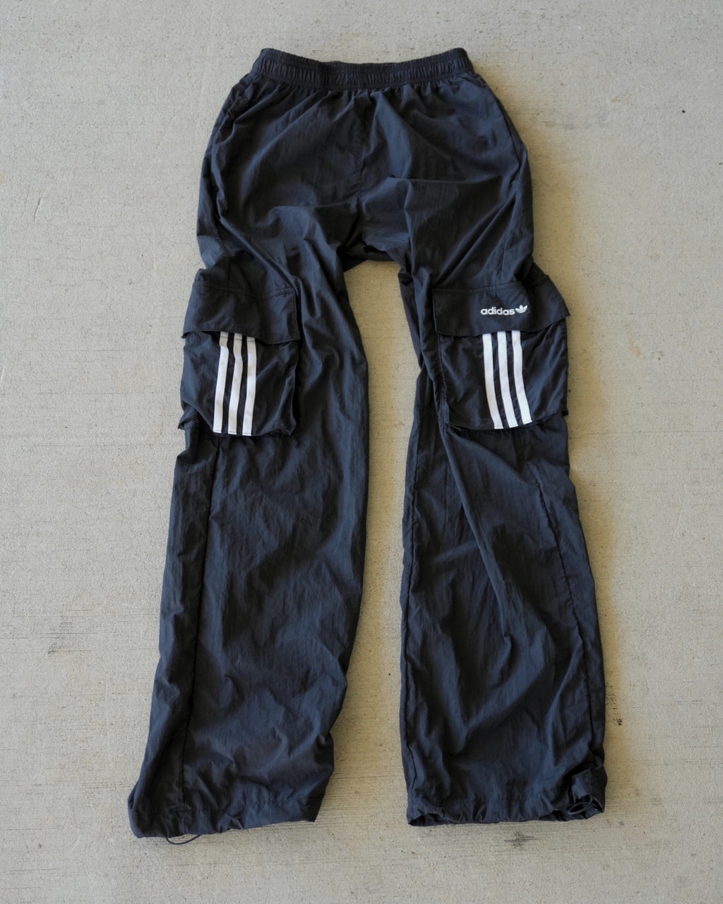 ADIDAS TRACK PANTS - XS