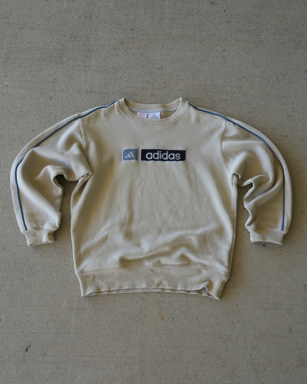 00s ADIDAS SWEATSHIRT - M