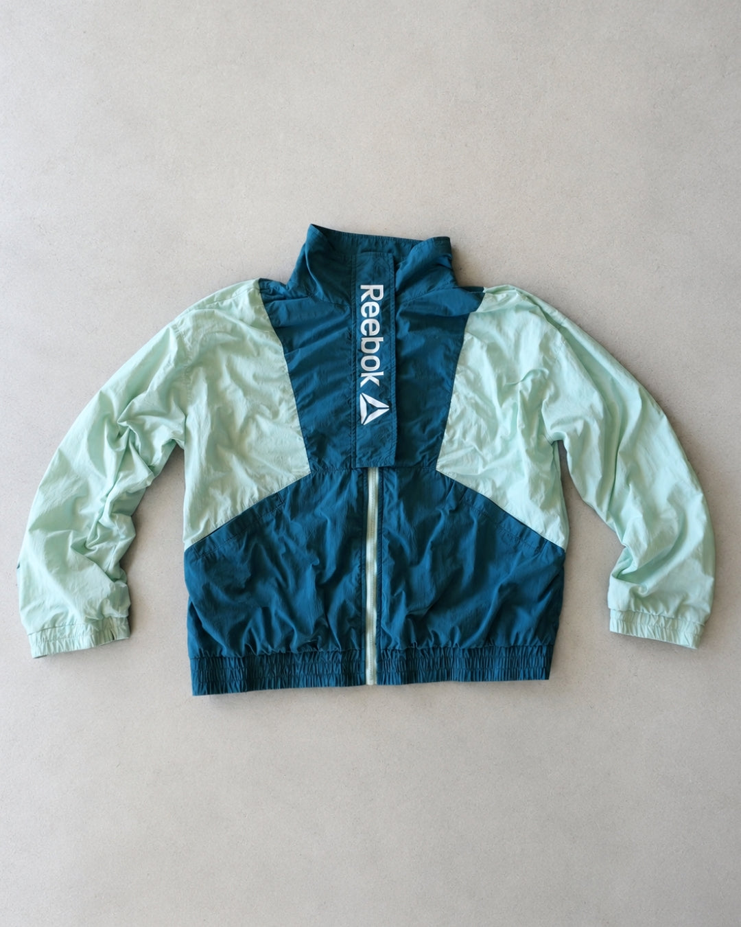 REEBOK WINDBREAKER JACKET - S