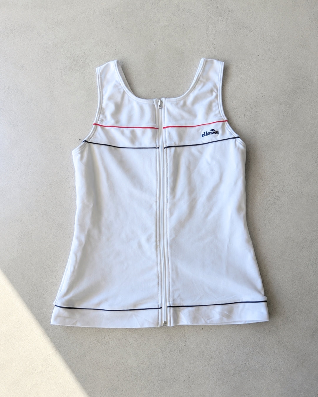 Y2K ELLESSE ZIP UP VEST - S