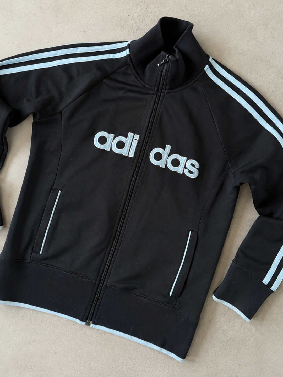 Y2K ADIDAS ZIP UP JACKET - 6-8