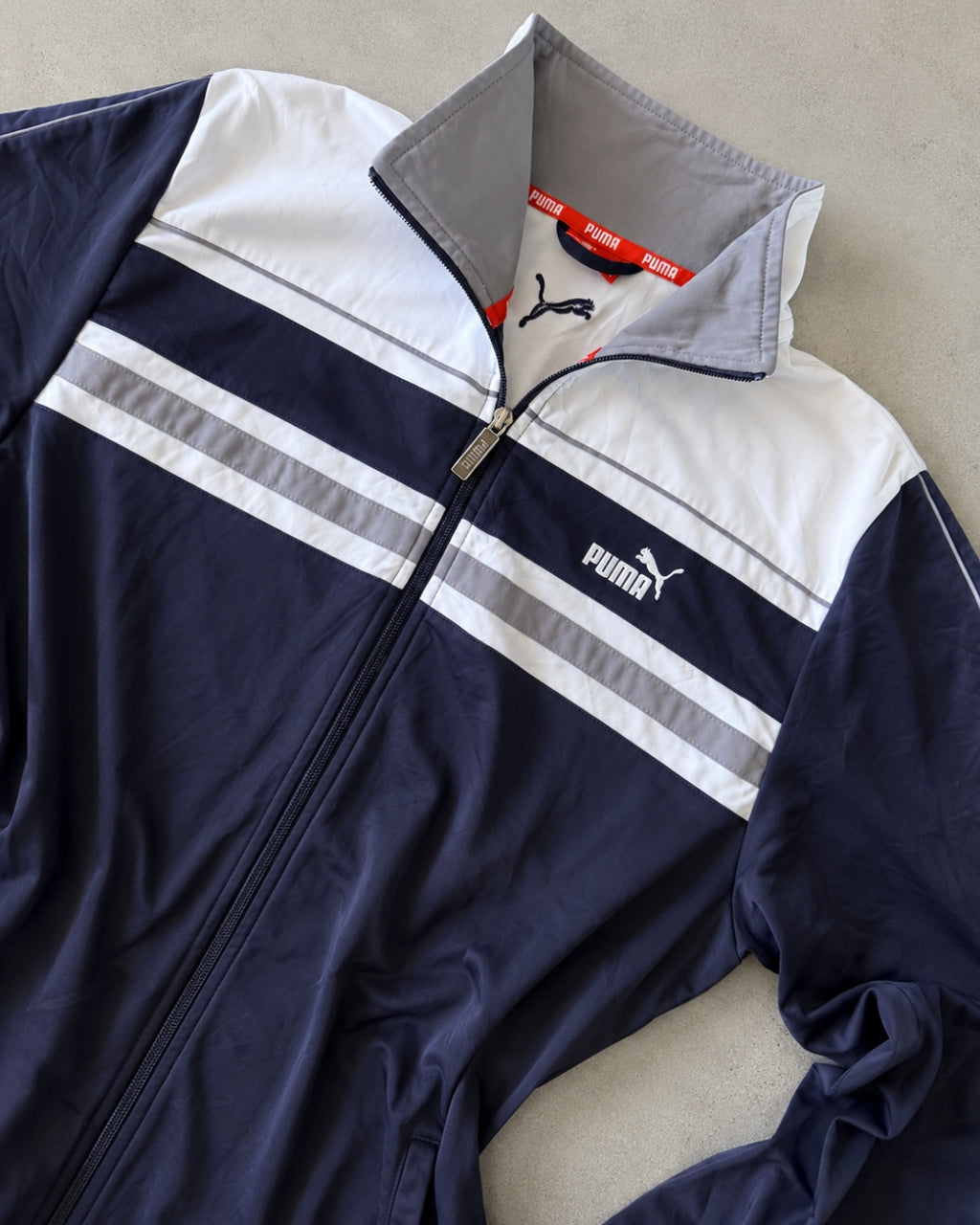 TRUE VINTAGE PUMA JACKET - L
