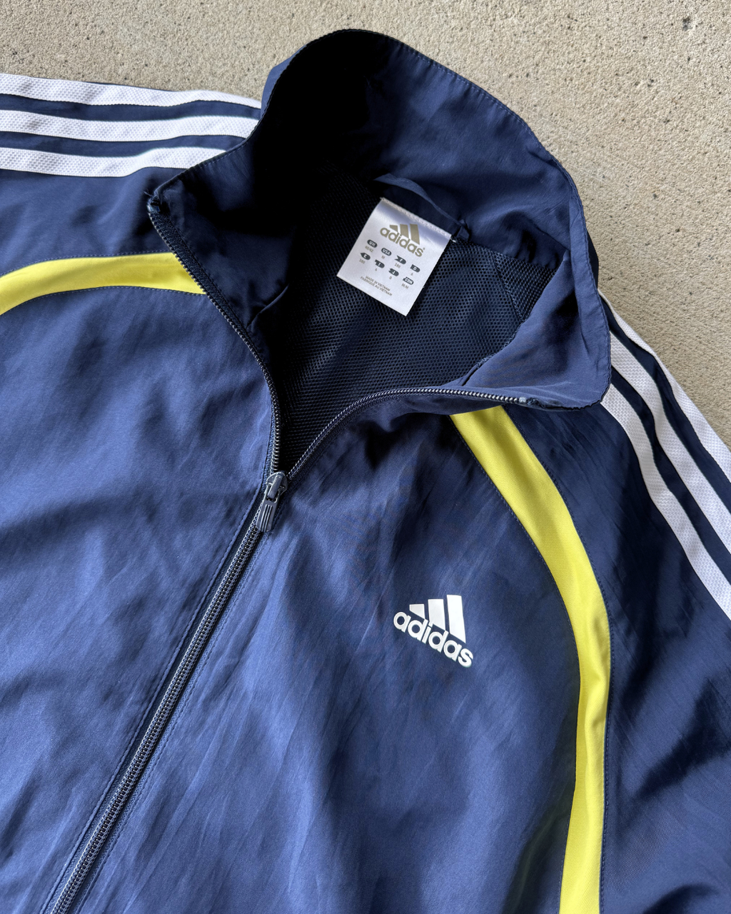 Y2K ADIDAS WINDBREAKER JACKET - M
